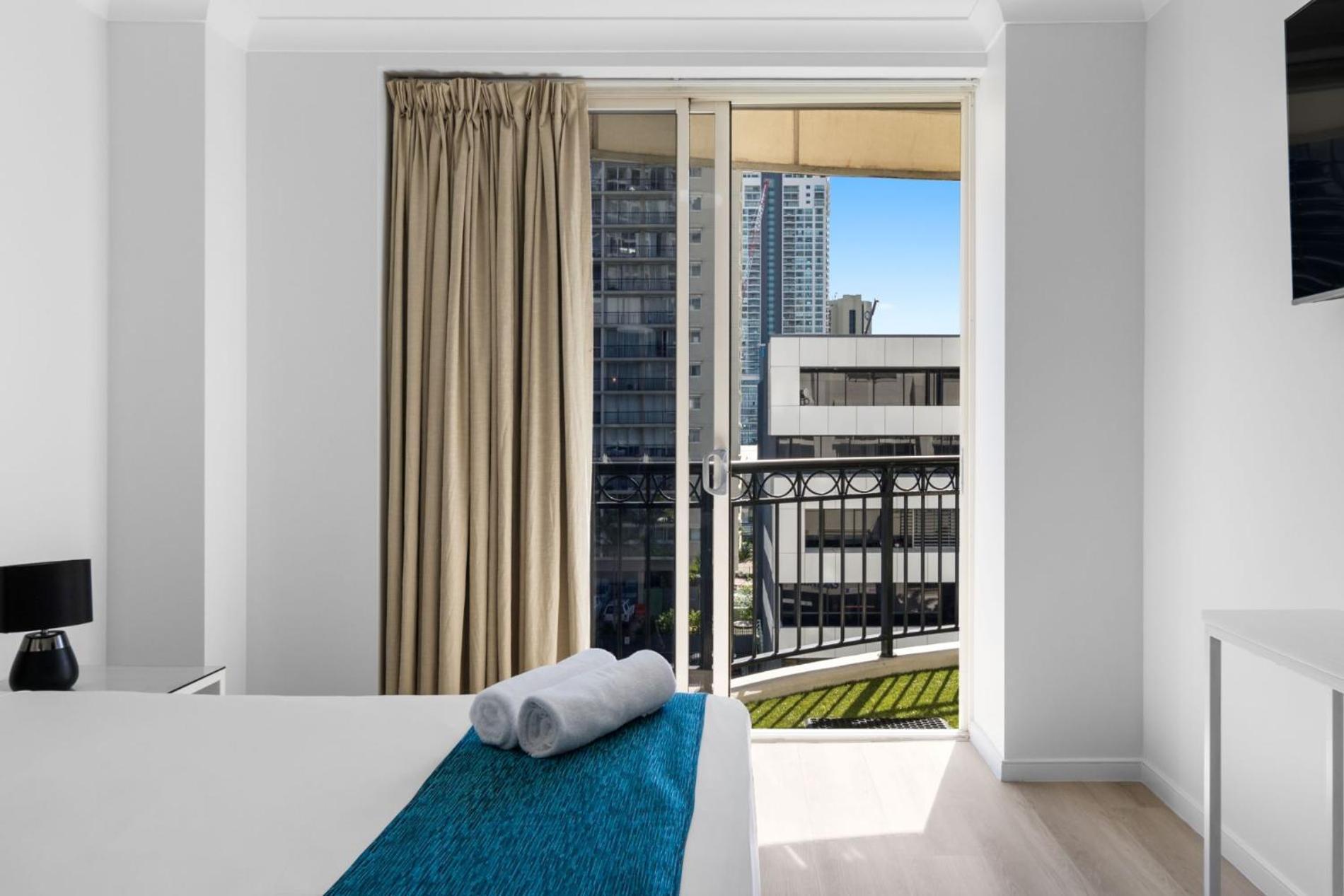 Apartment Chevron Renaissance - Private Gold Coast